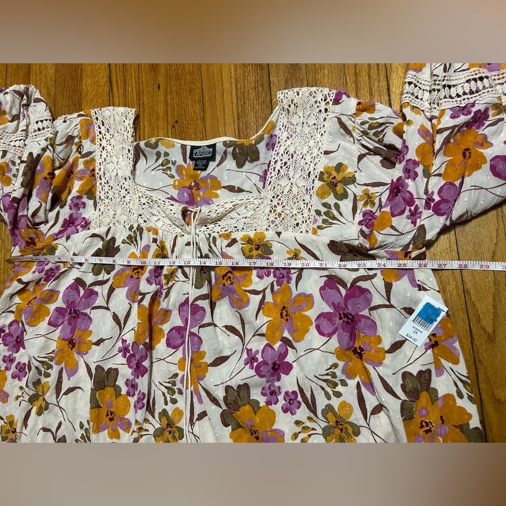 Angie Floral Peasant Top Plus Size 2X Ballon Sleeve Crochet Detail - Picture 9 of 10